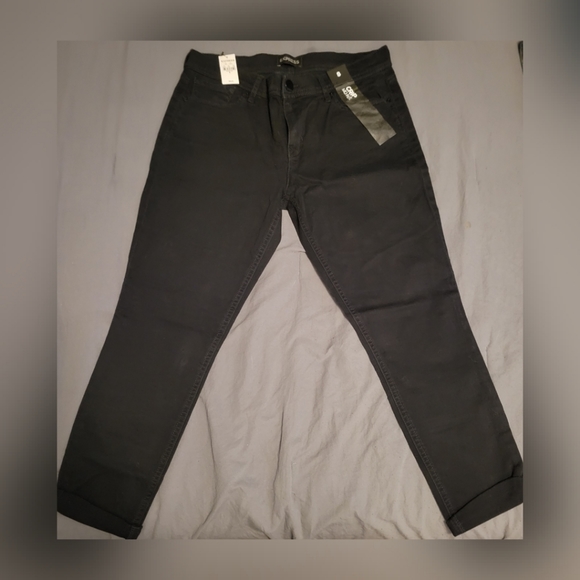 Express Mid Rise Cropped Pants - Picture 1 of 3